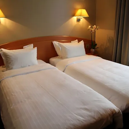 L'interlude Hotell 3*