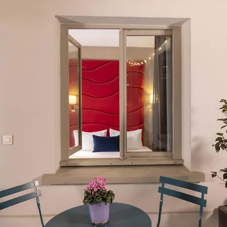 L'interlude Hotell 3*