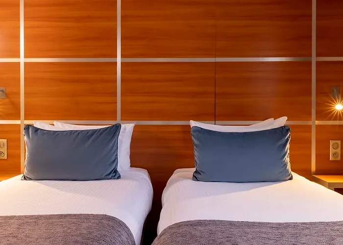 L'interlude 3* パリ